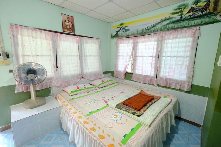 Room 16 of 31