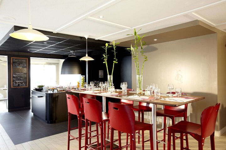 Dining Photos