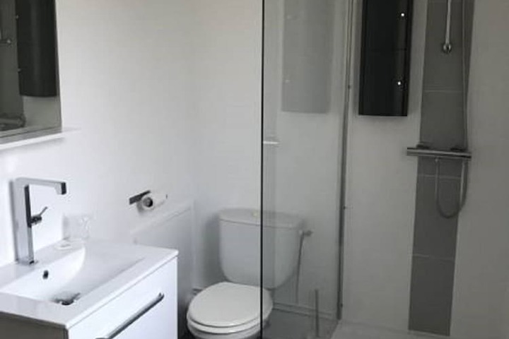 Room 32 of 50