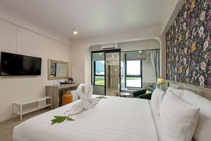 Room 38 of 90