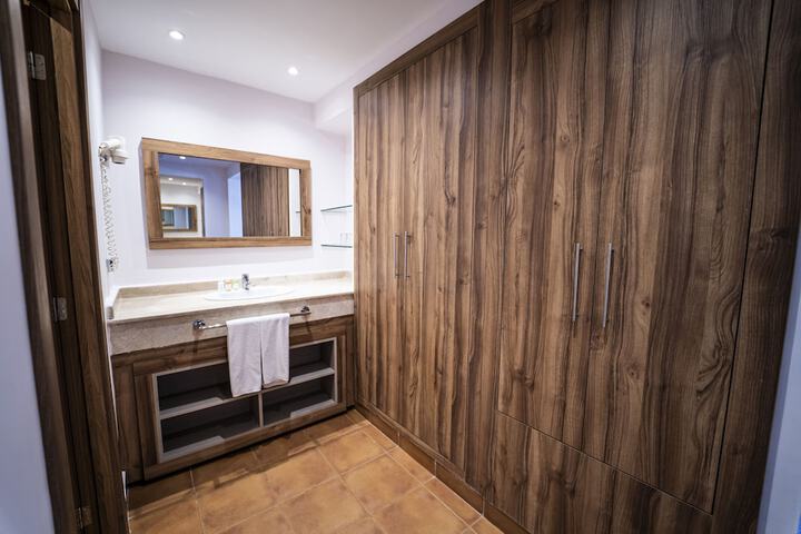 Room 20 of 74