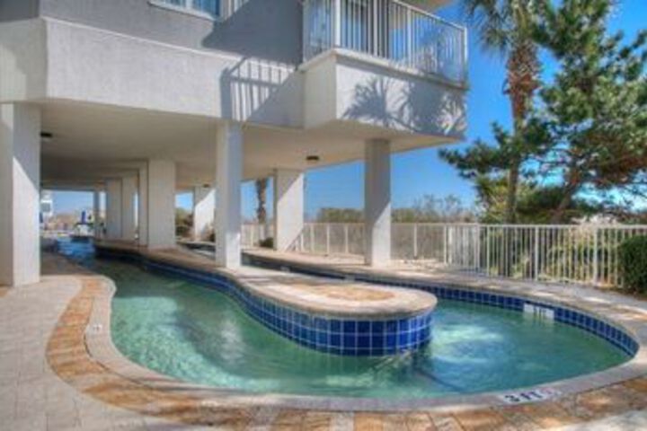 Pool 11 of 15