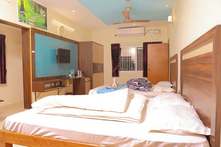 Room 44 of 84