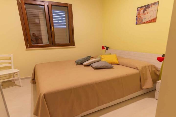 Room 4 of 19