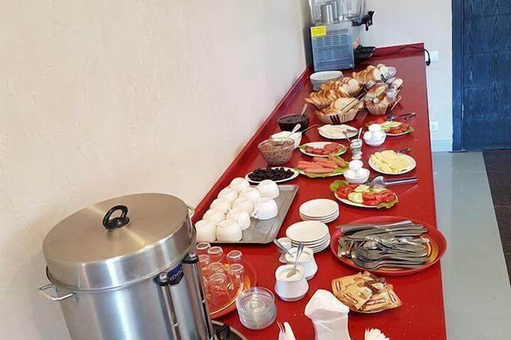 Breakfast/Coffee Service 34 of 35