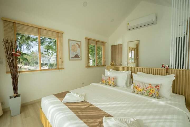 Room 50 of 105