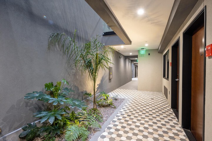 Hotel 143 of 149