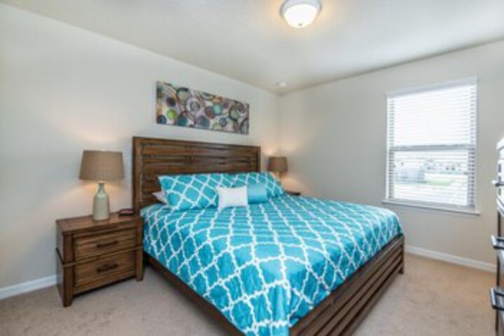 Room 10 of 26