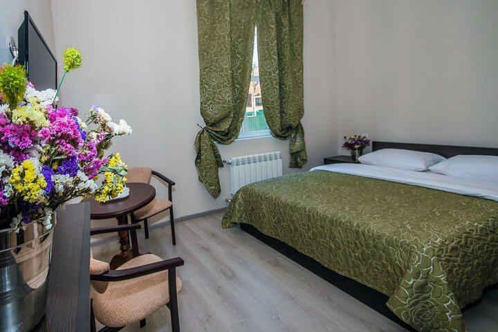 Room 4 of 67