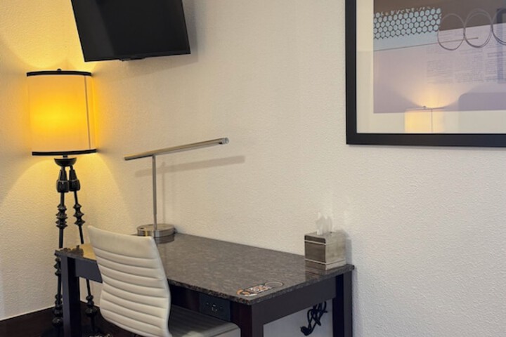 Room 19 of 30