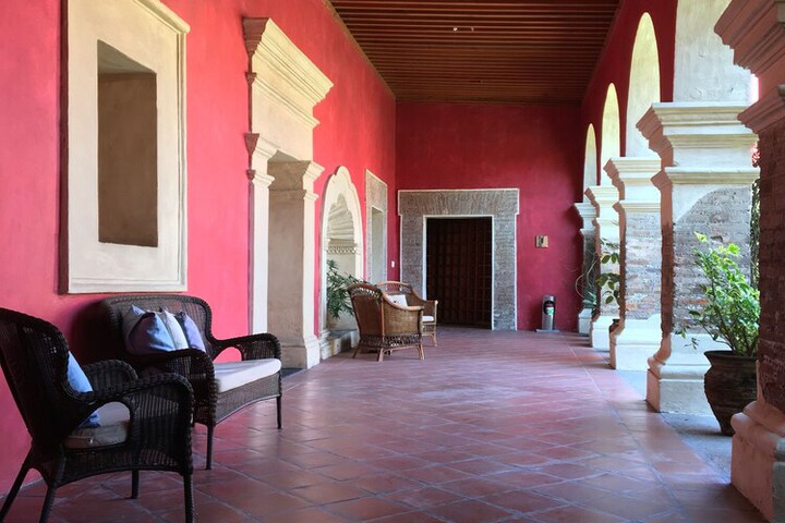 Hotel Exterior 116 of 123