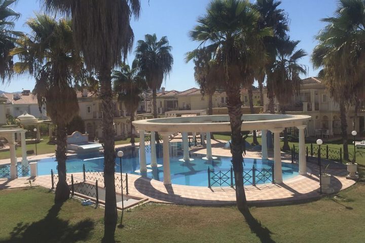 Pool 16 of 27