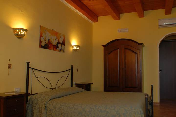 Room 8 of 41