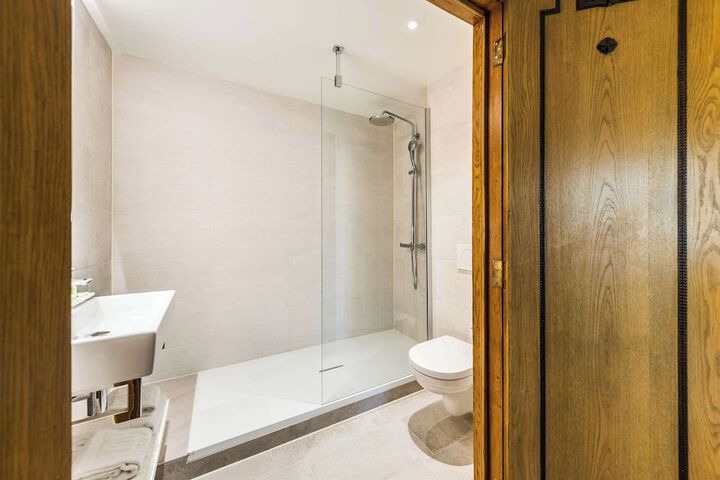 Bath Interior