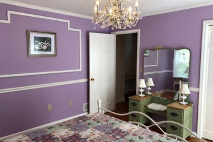 Room 25 of 32