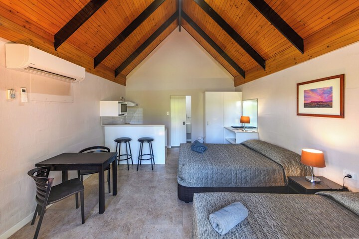 Room 9 of 47