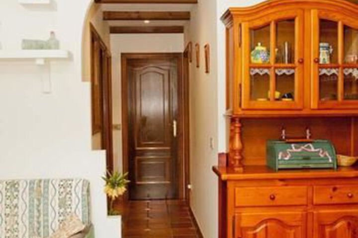 Room 15 of 28