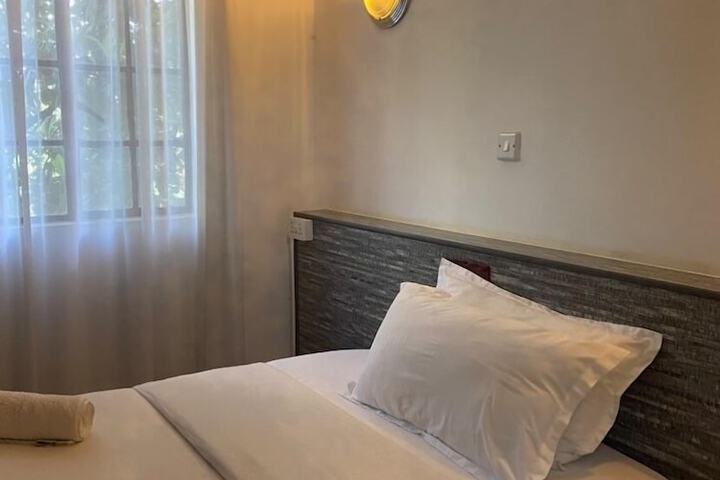 Room 7 of 29