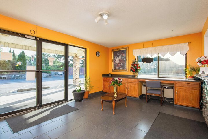 Hotel Interior 3 of 37