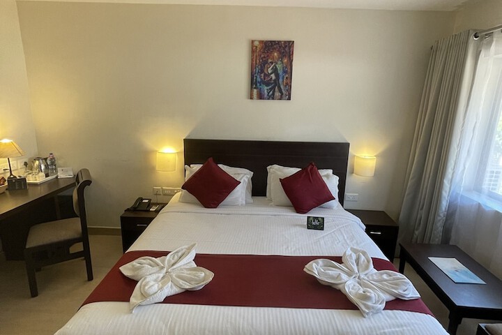 Room 27 of 93