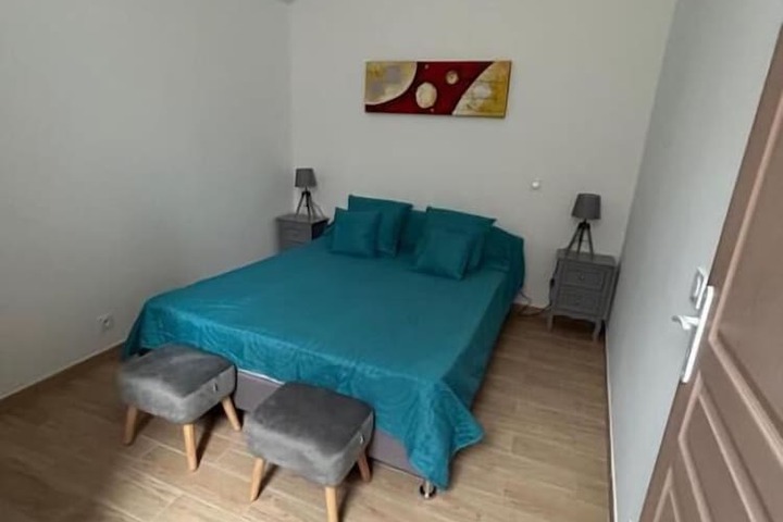 Room 18 of 74