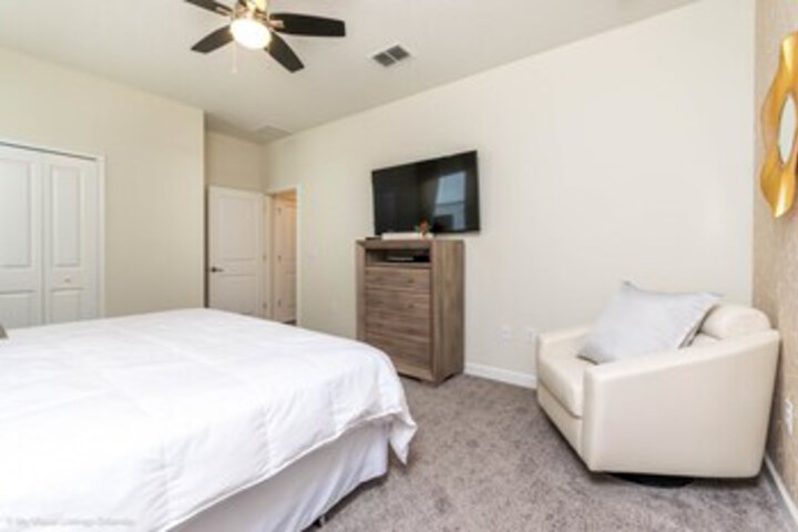 Room 52 of 53