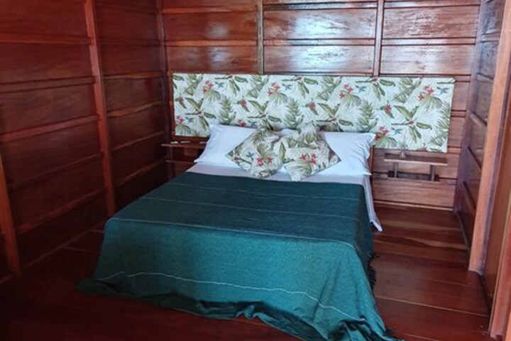Room 16 of 35
