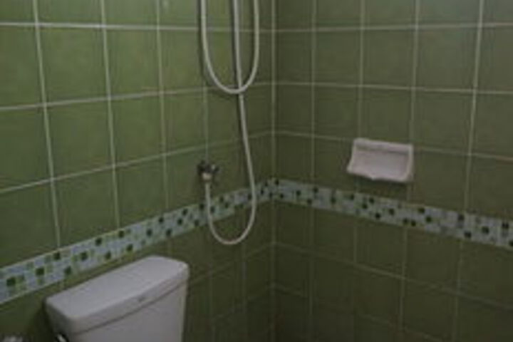 Room 5 of 22