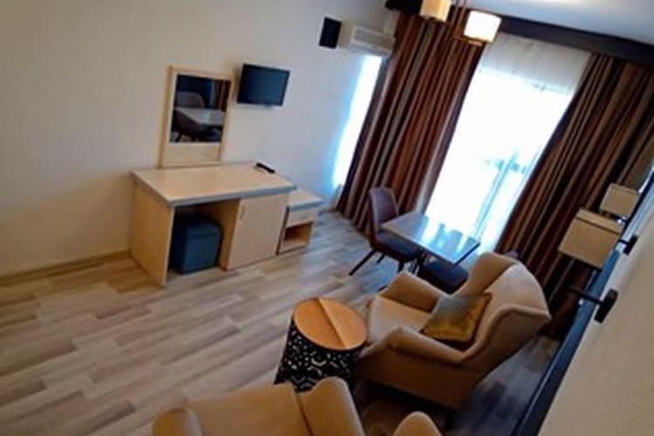 Room 15 of 58