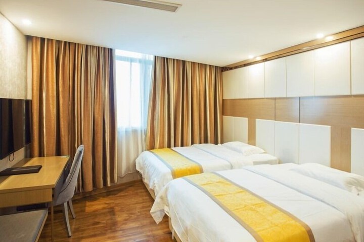 Room 14 of 44
