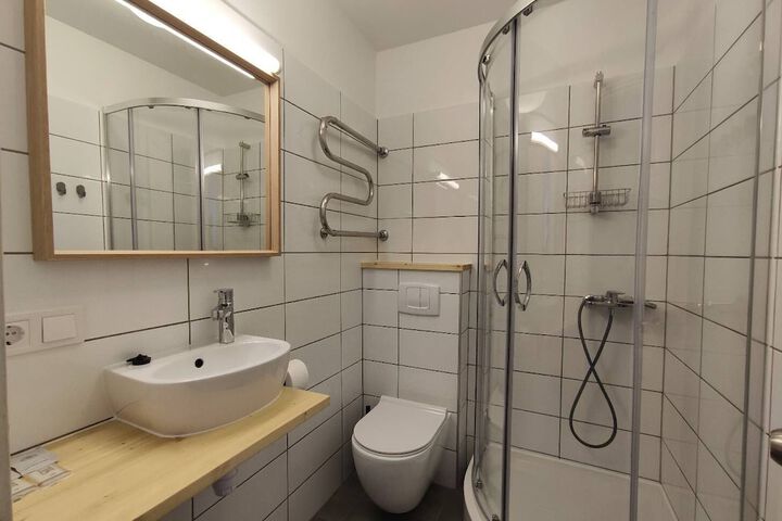 Room 38 of 60