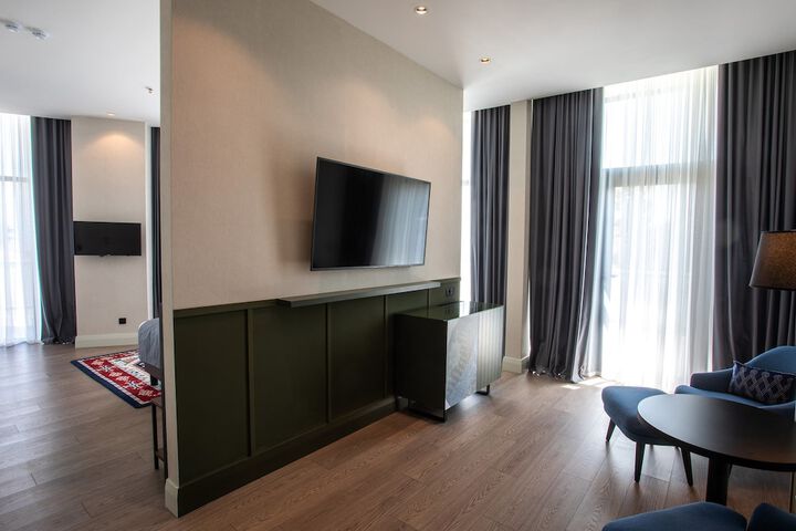Room 17 of 112