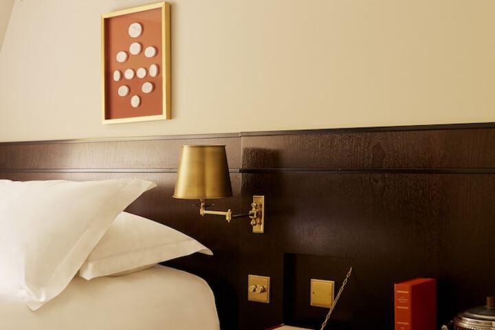 Room 3 of 36