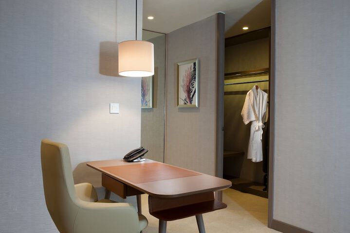 Room 15 of 147