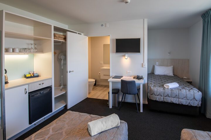 Room 13 of 71