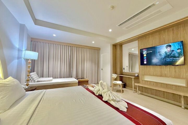 Room 56 of 183
