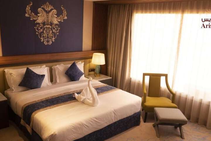 Room 3 of 30