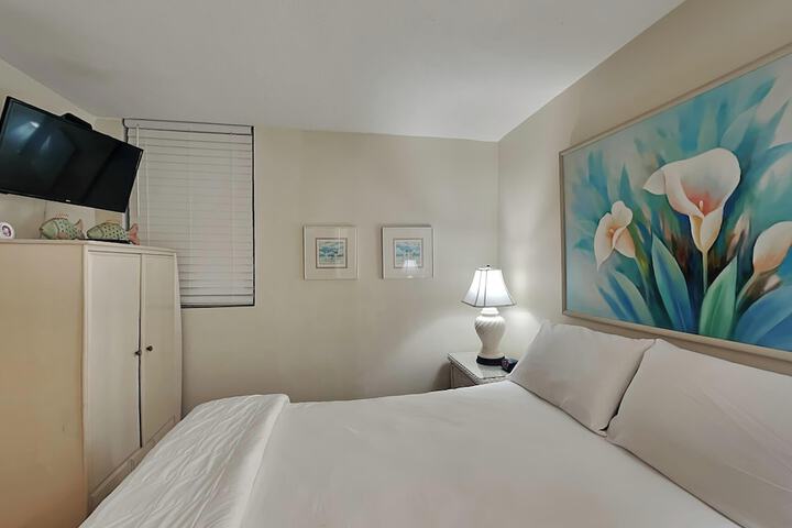 Room 4 of 71