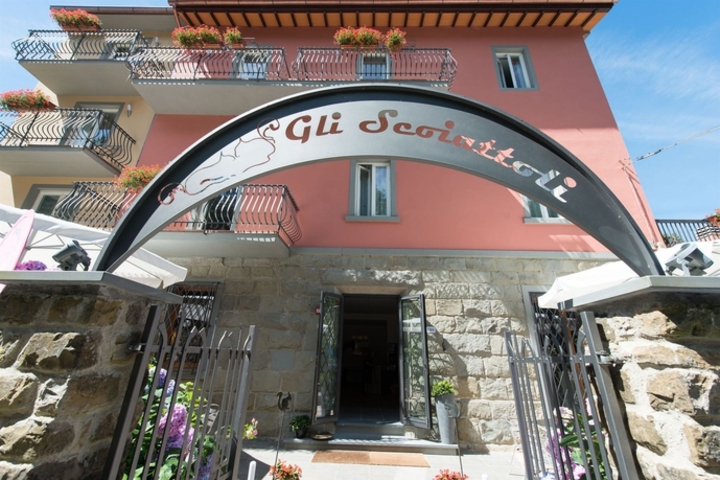 GLI SCOIATTOLI