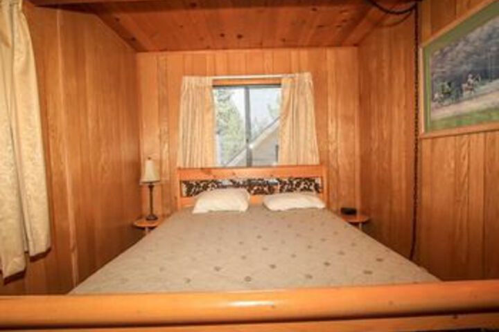 Room 9 of 46