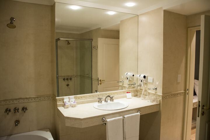Clean Restrooms