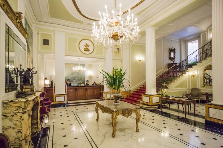 Guest Lobby