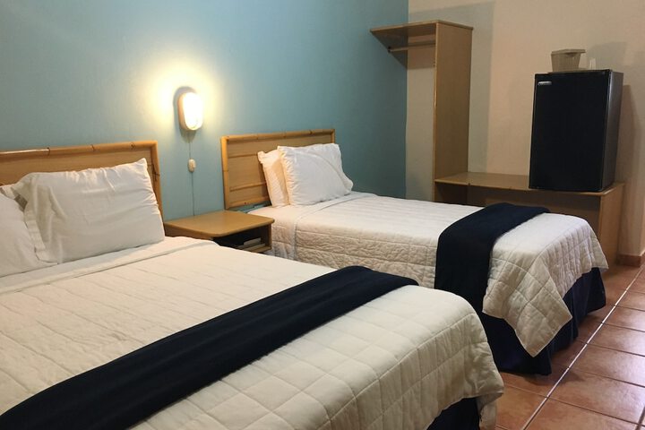 Room 9 of 49