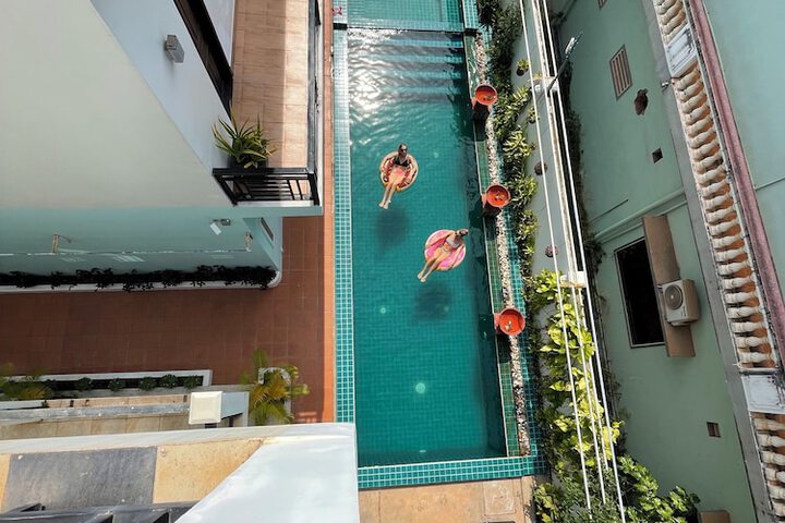 Pool 57 of 62