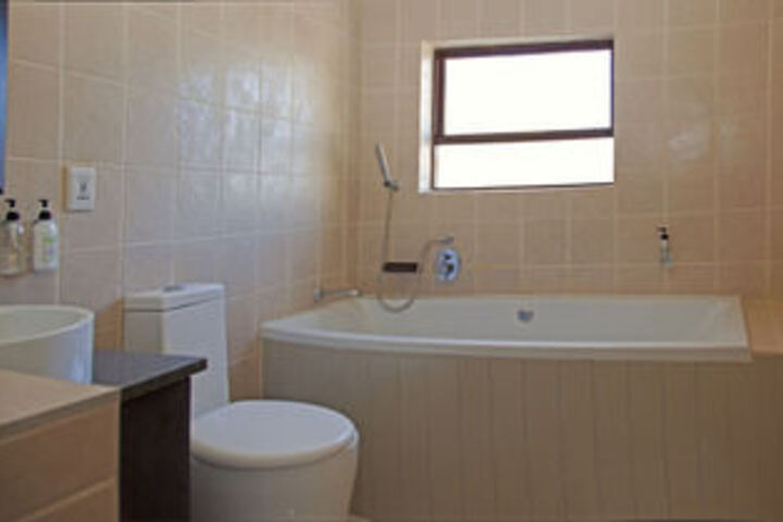 Room 2 of 23