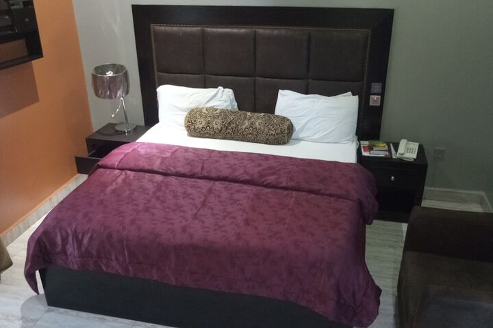 Room 7 of 31
