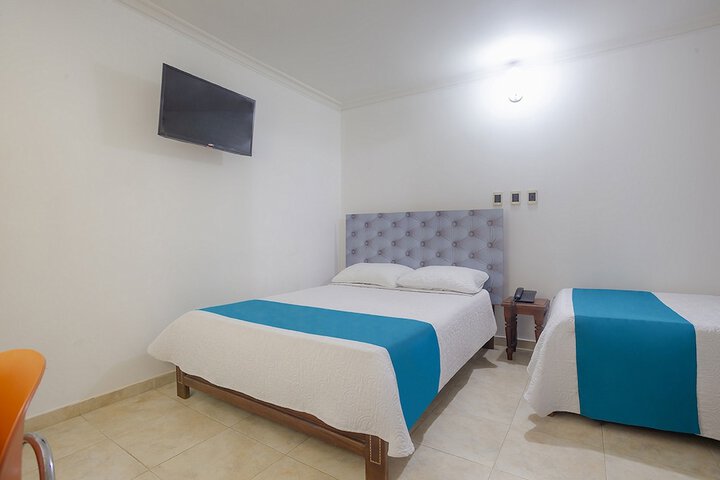 Room 8 of 24