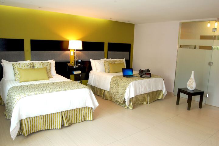 Room 5 of 40