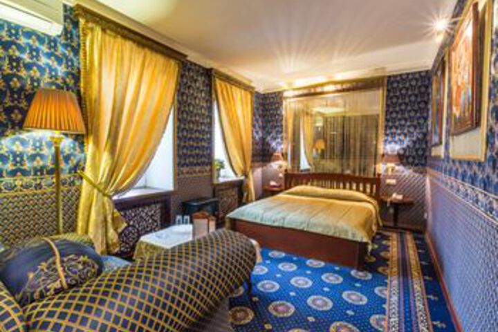 Room 16 of 50