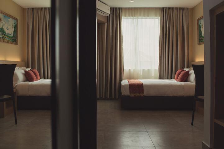 Room 20 of 43